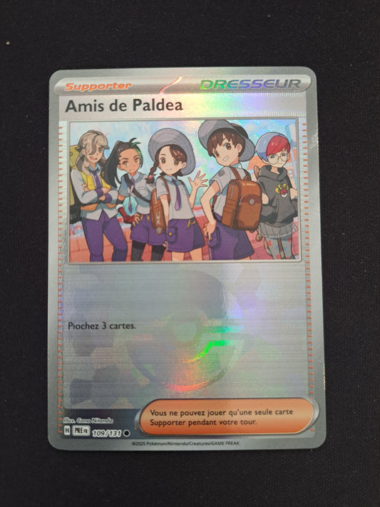 Amis de Paldéa 109/131 POKEBALL