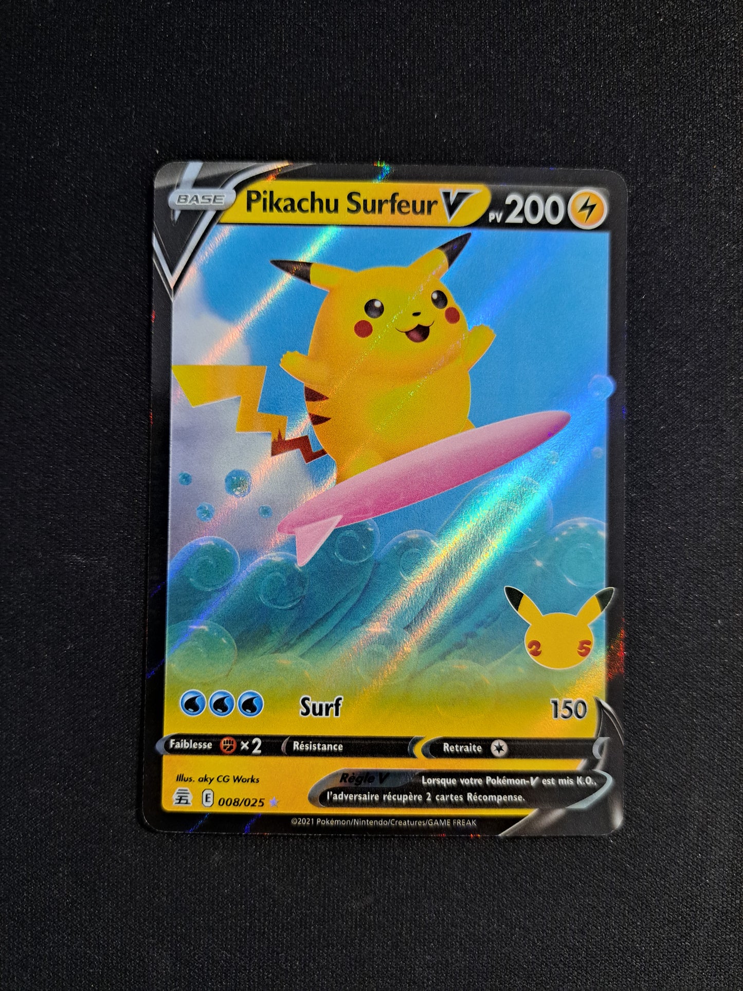 Pikachu Surfeur V 008/025
