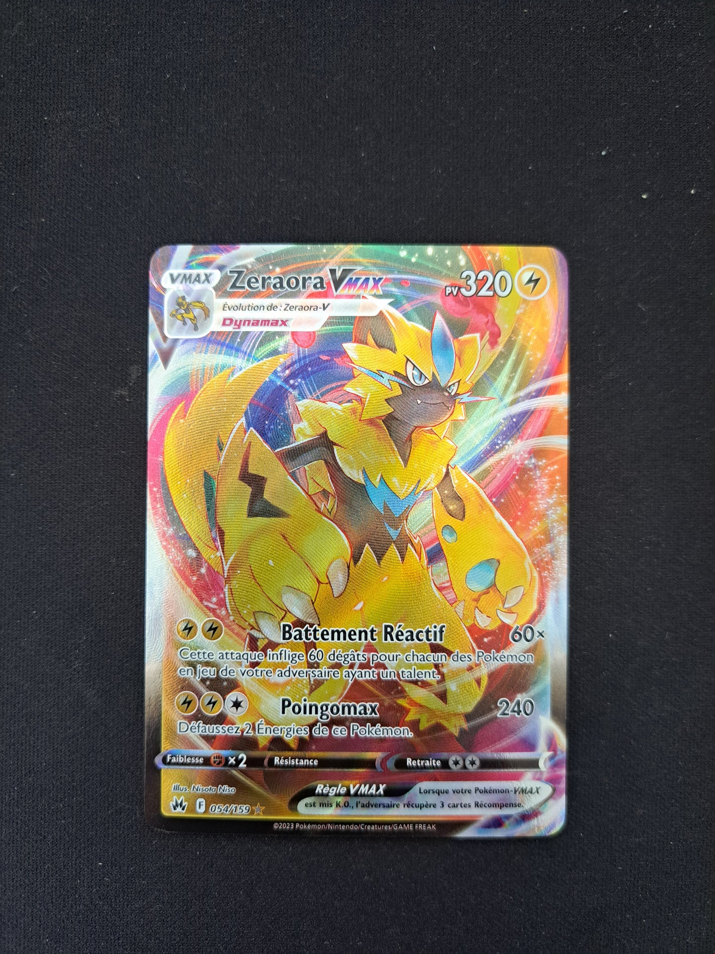 Zeraora Vmax 054/159